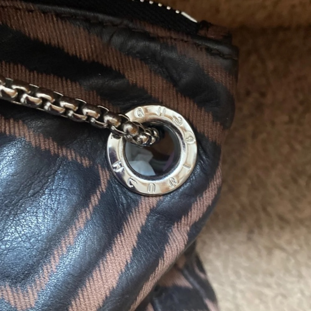 Henri Bandel purse - Picture 3 of 11